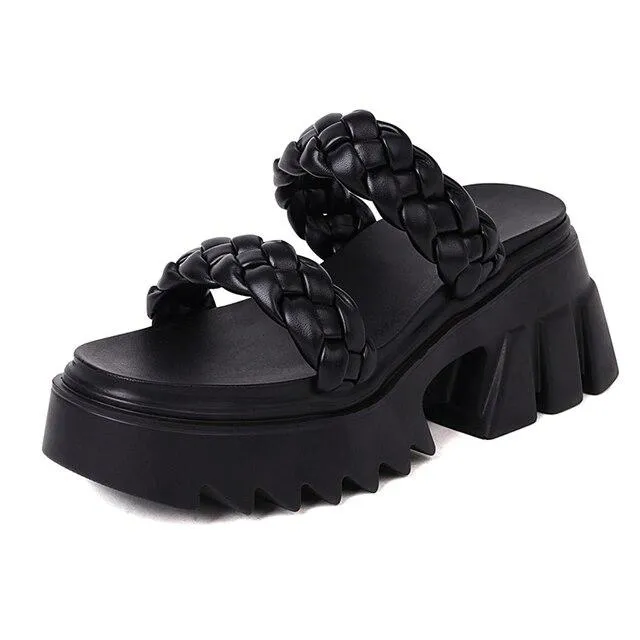 Alaya Sandals