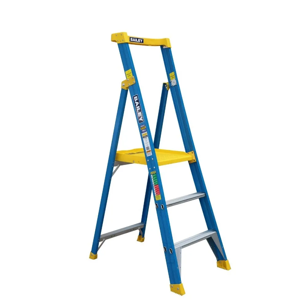 Bailey FS13946 3 Step Pro Fibreglass Punchlock Platform Ladder