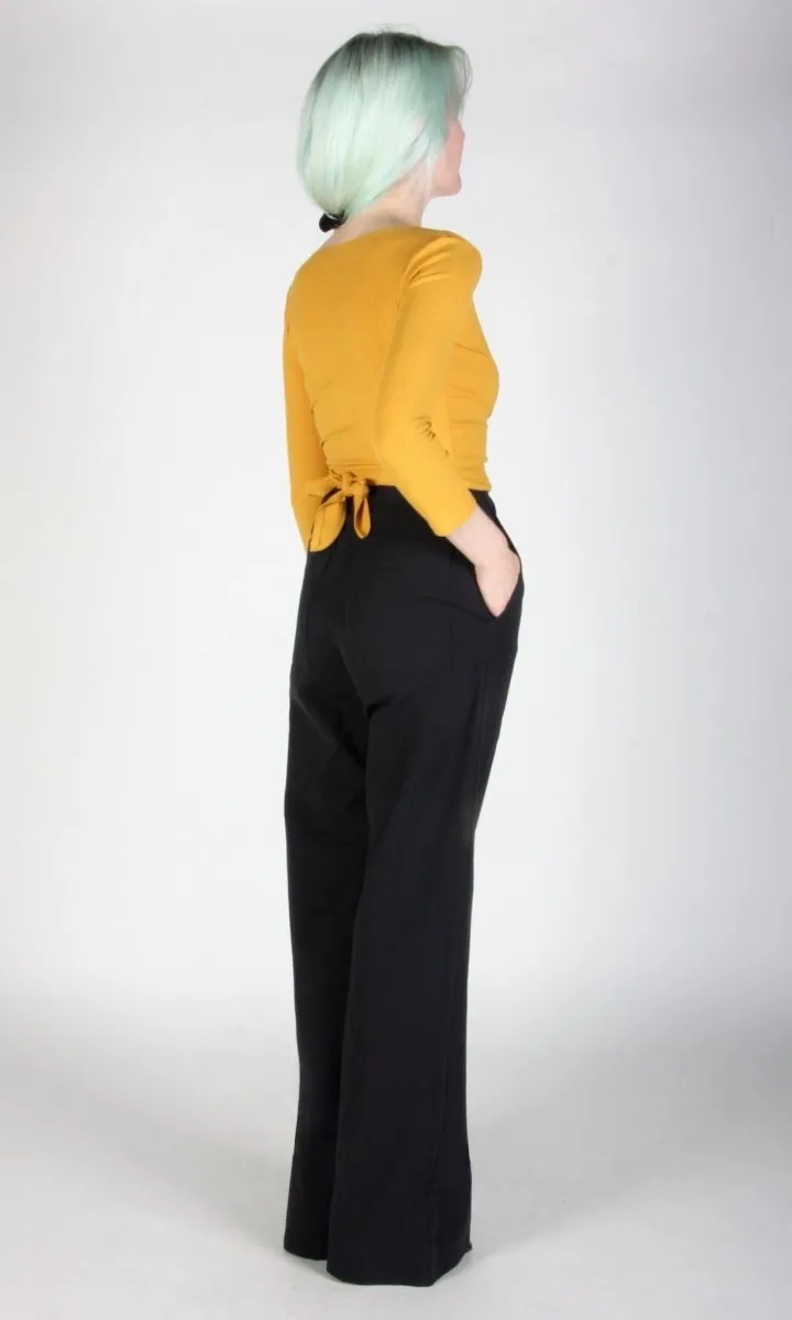 Birds of North America Illadopsis Pants (Black)
