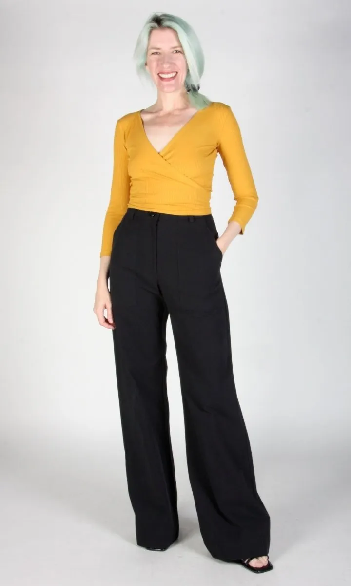 Birds of North America Illadopsis Pants (Black)