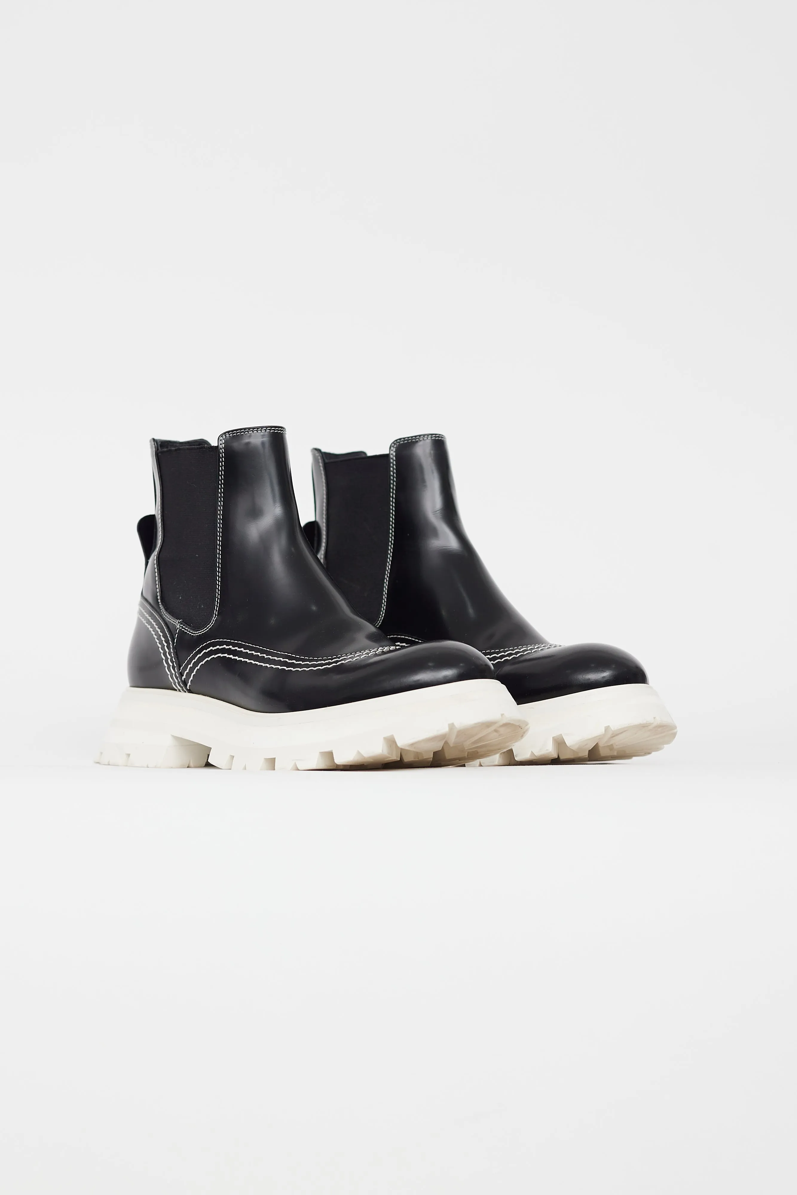 Black & White Leather Chelsea Boot