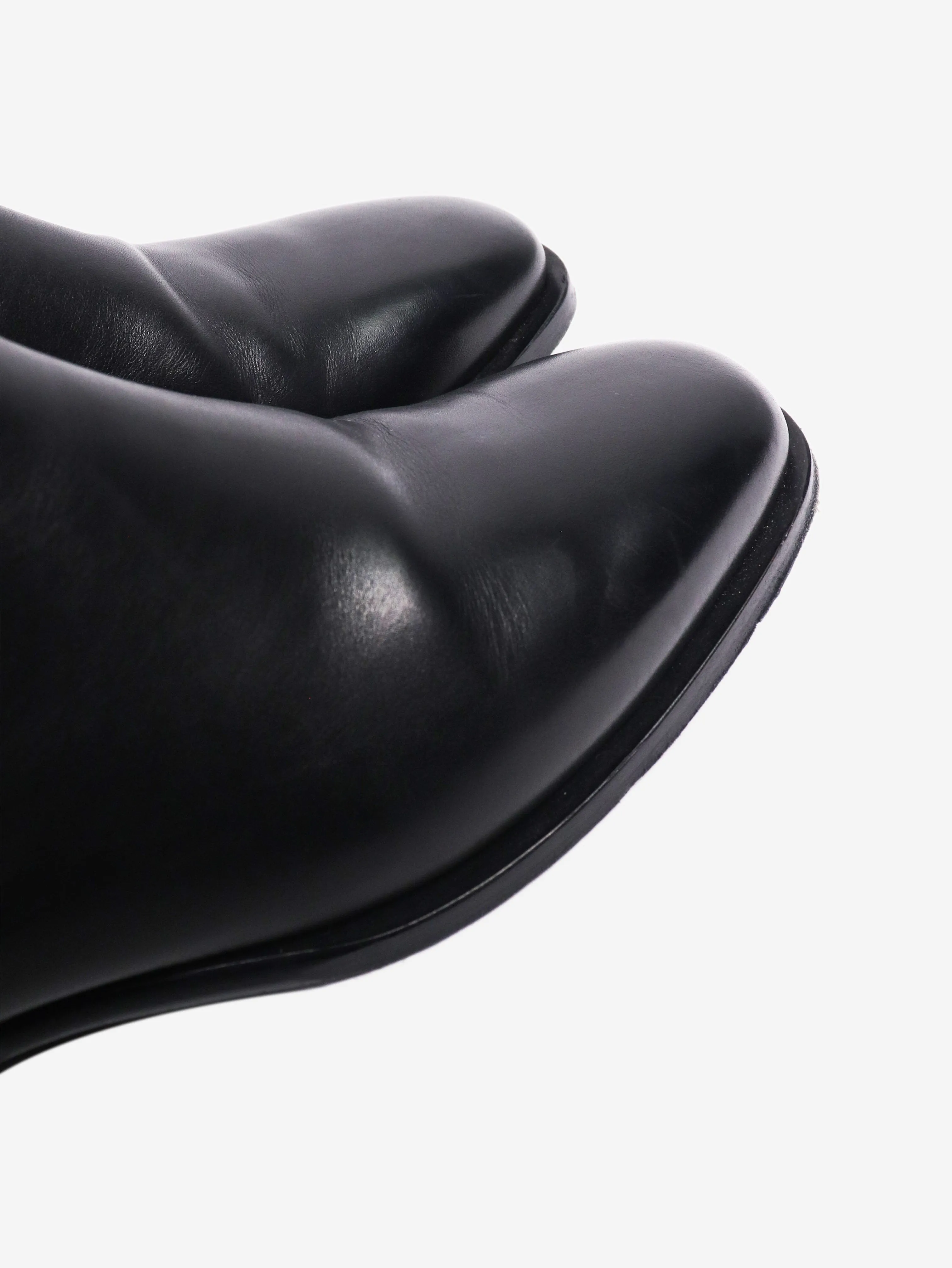 Black leather Chelsea ankle boots - size EU 38