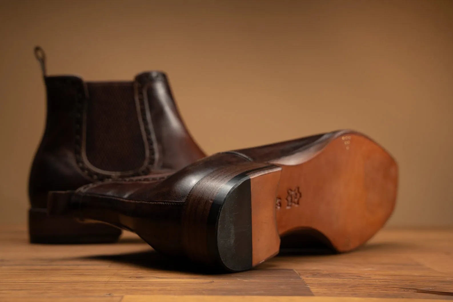 Bosphorus Leather Boots - Chelsea Offa