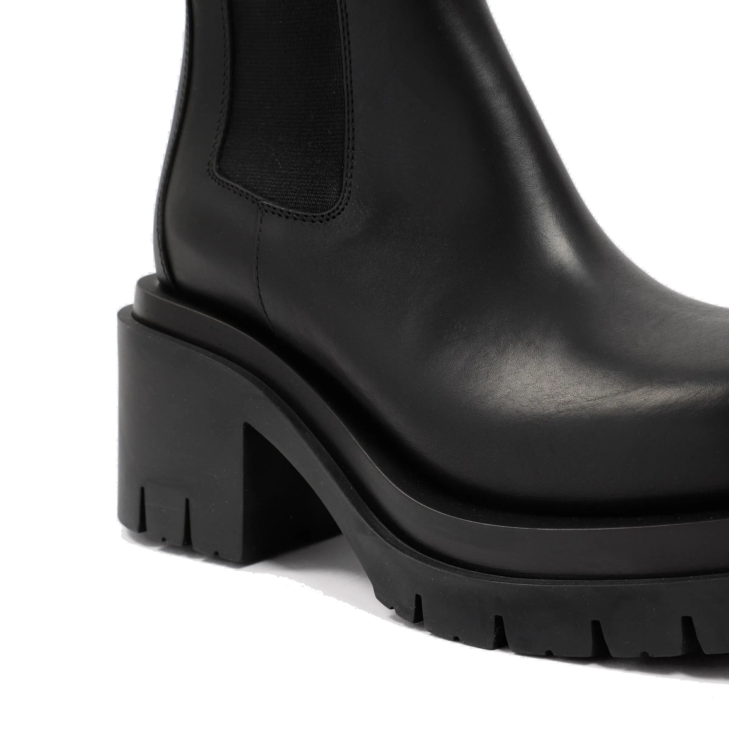 Bottega Veneta Lug Chelsea Boots