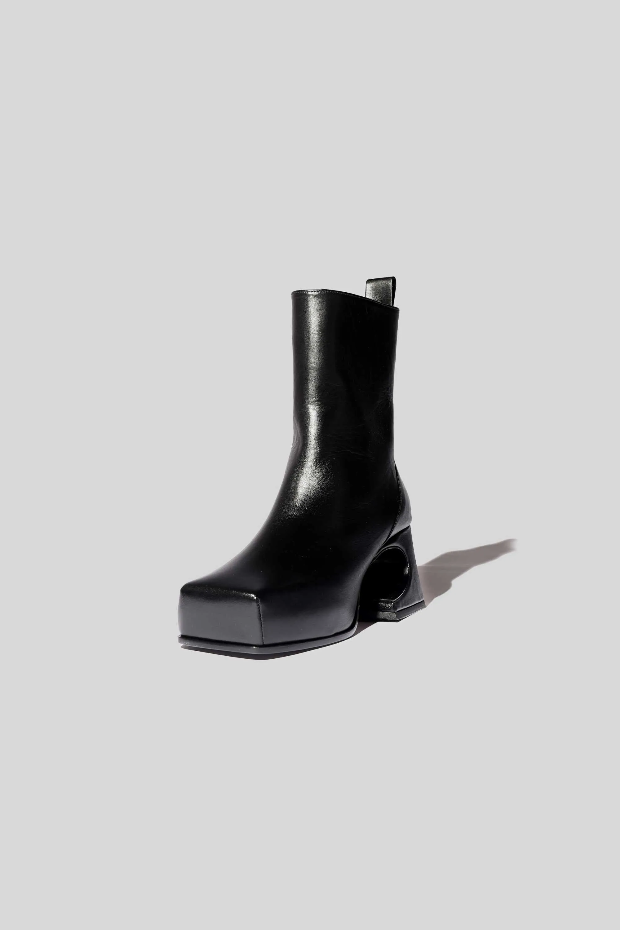 CAVIAR BLACK ROXY BOOTS
