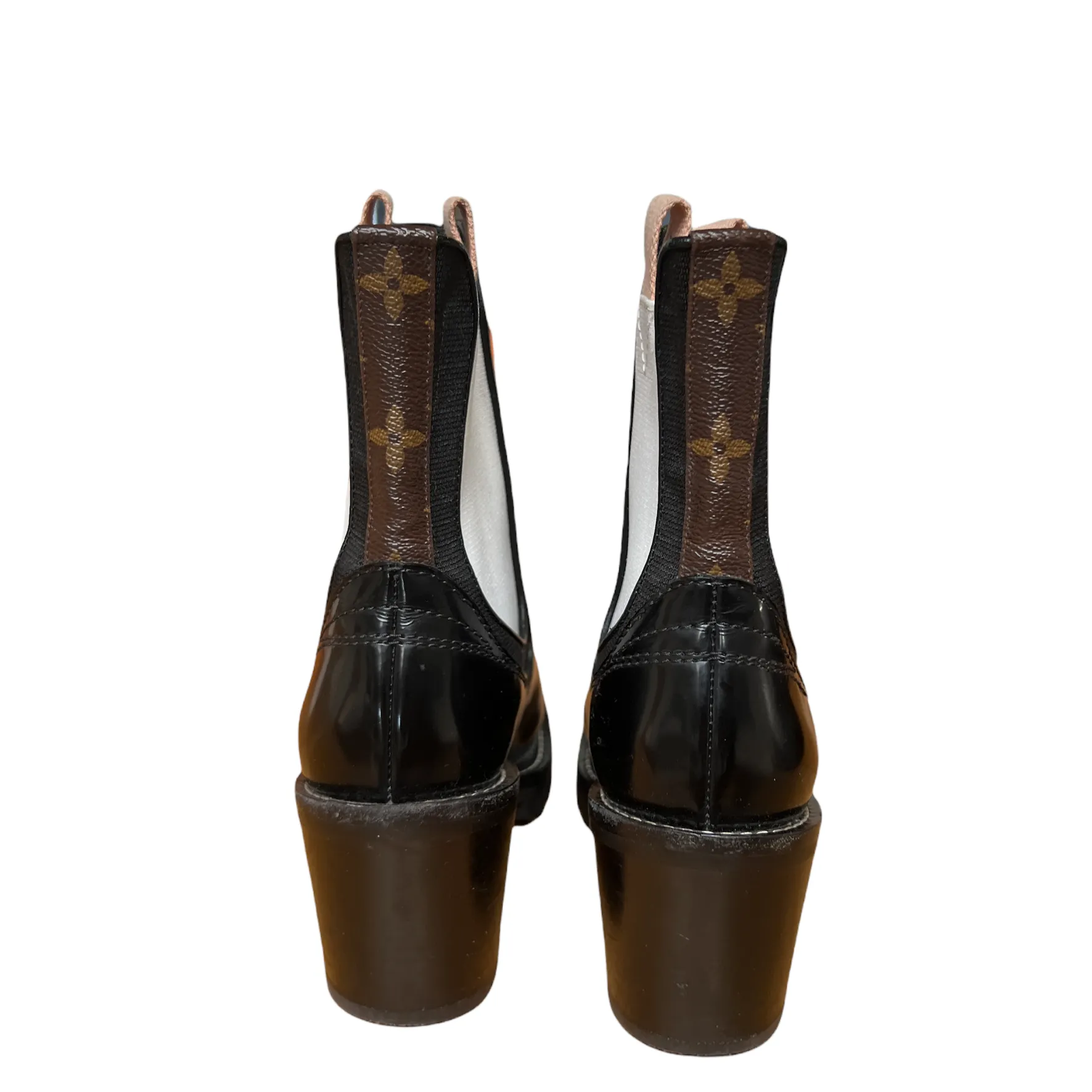 Chelsea Boots - 6.5