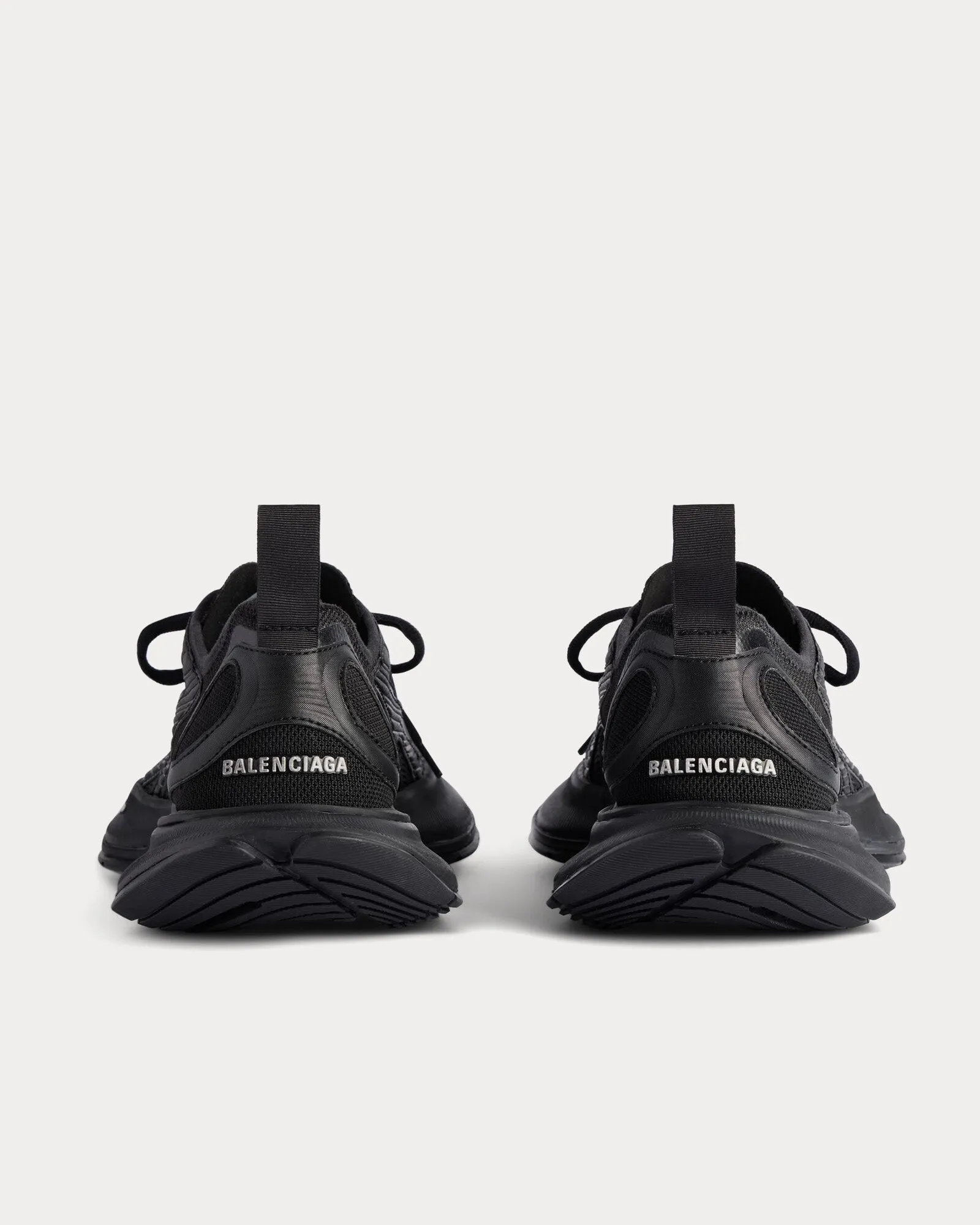 Circuit Black Low Top Sneakers