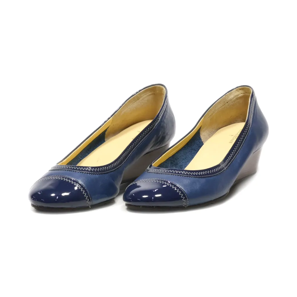 Cole Haan Wedge Shoes Leather Blue Colour For Women