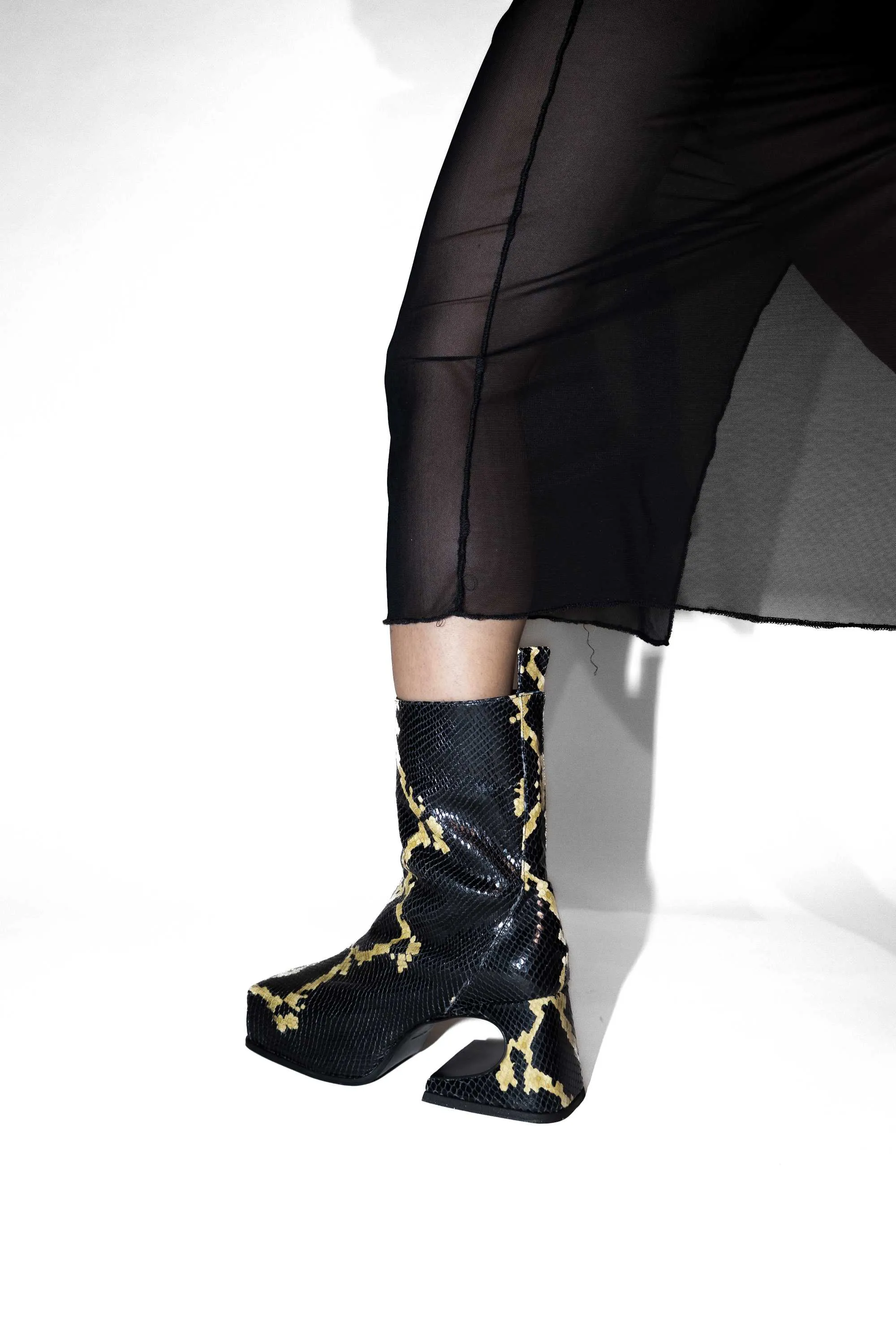 GOLDEN ROXY BOOTS