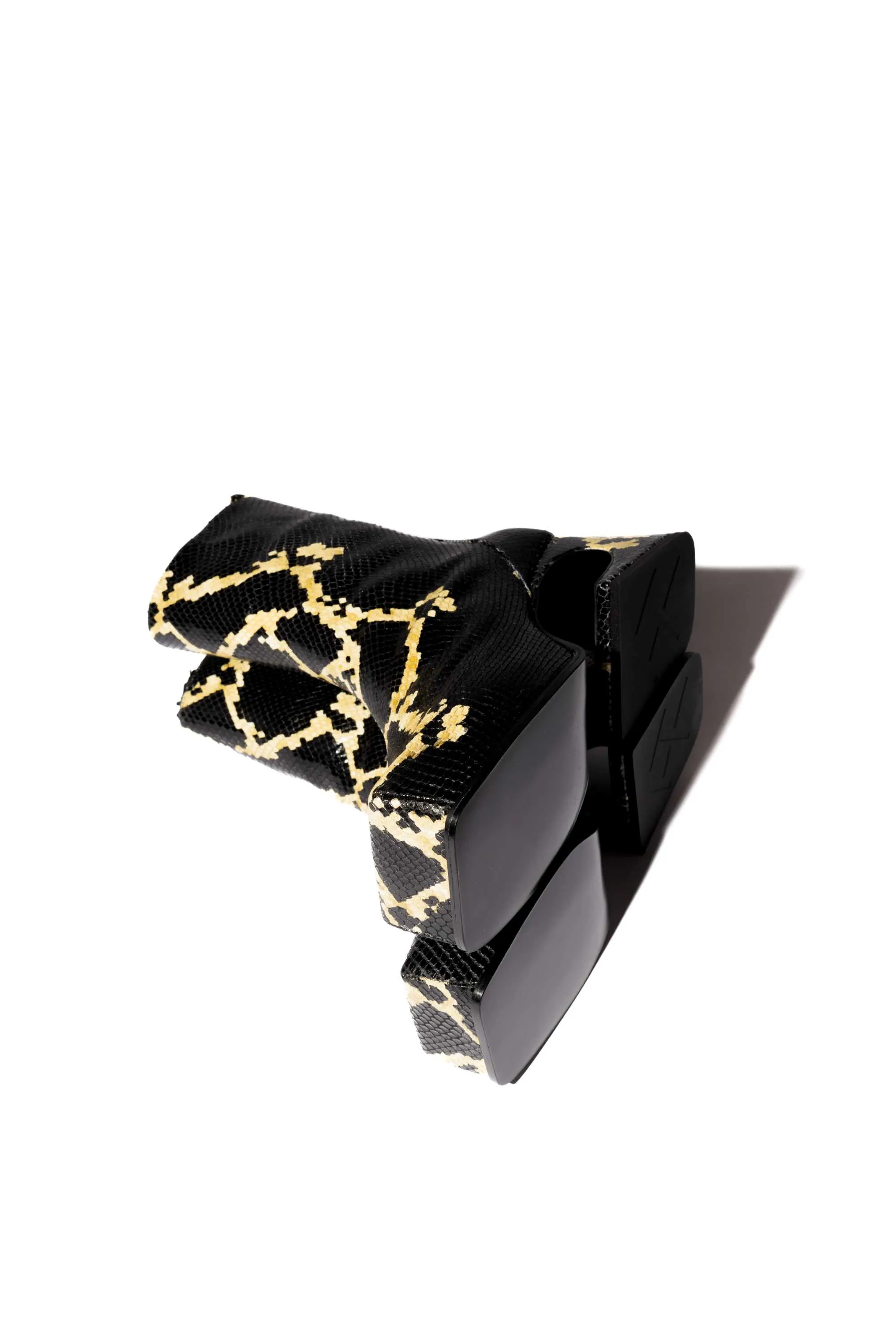 GOLDEN ROXY BOOTS