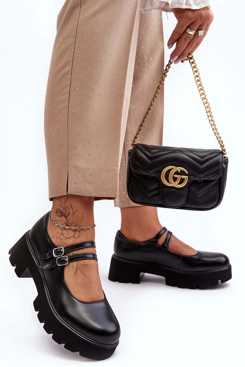 Heeled low shoes model 188507 Step in style