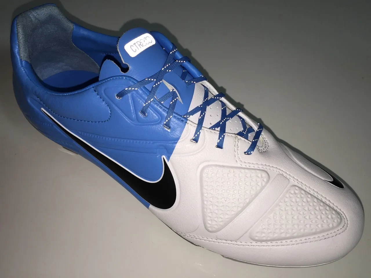 JR SR4U Laces Light Blue Reflective