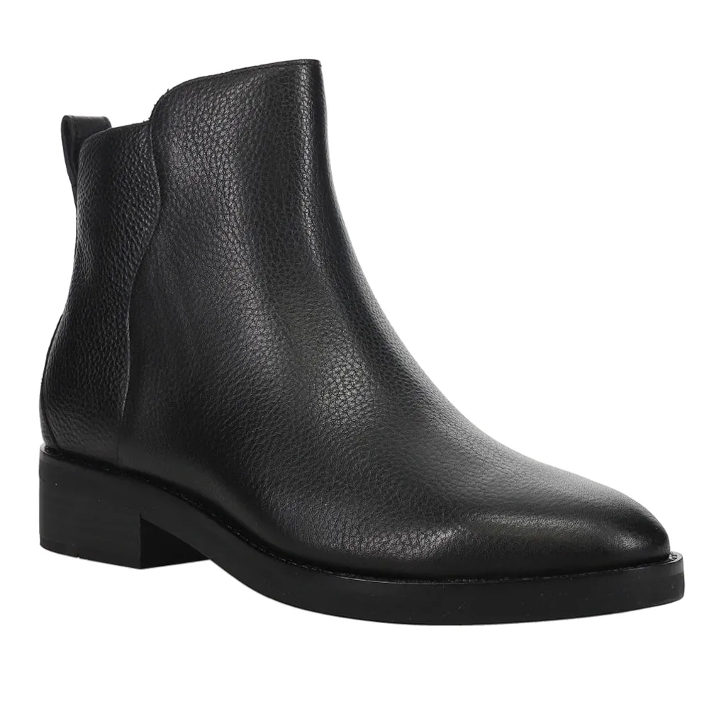 River Round Toe Zippered Chelsea Booties