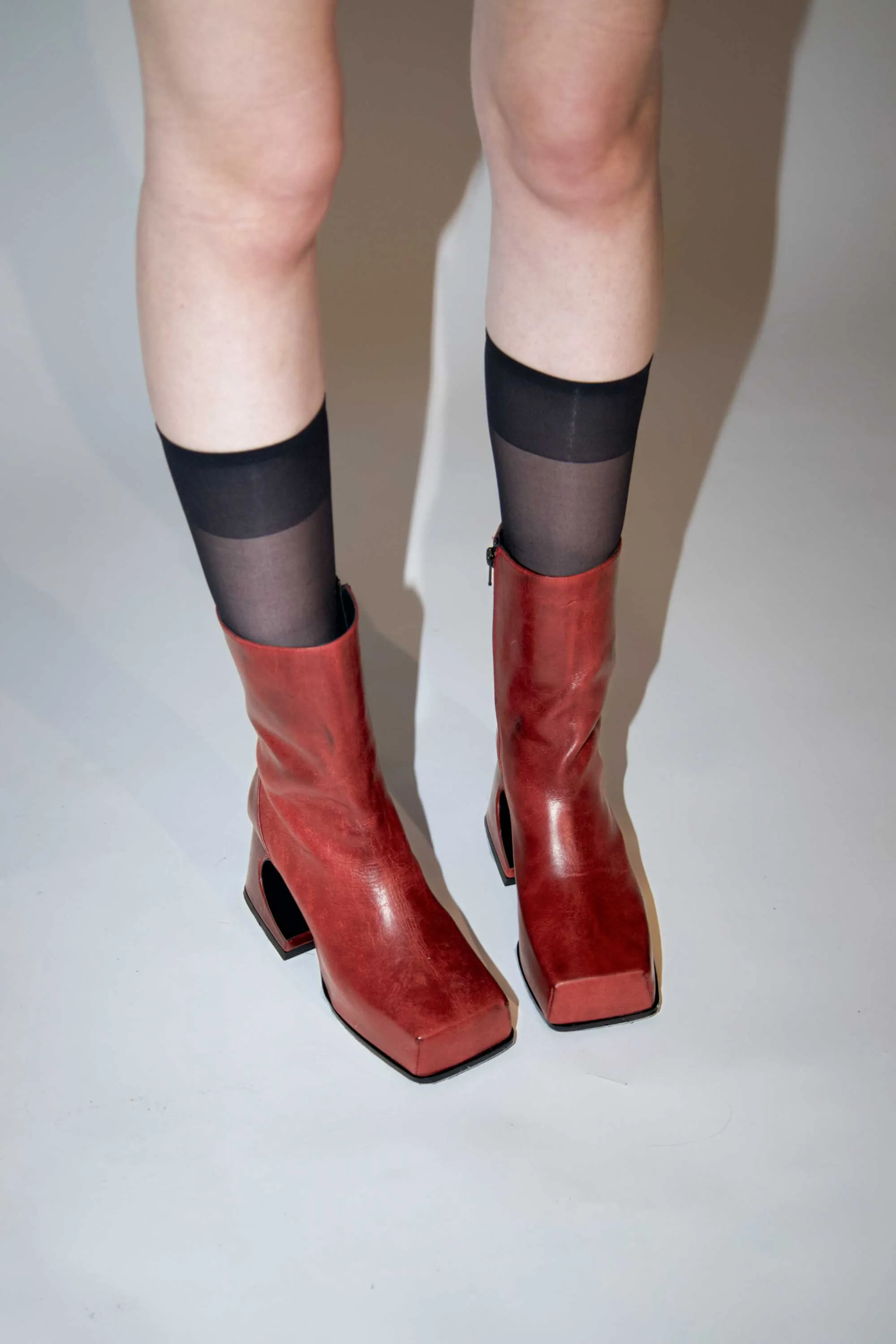VINO TINTO ROXY BOOTS