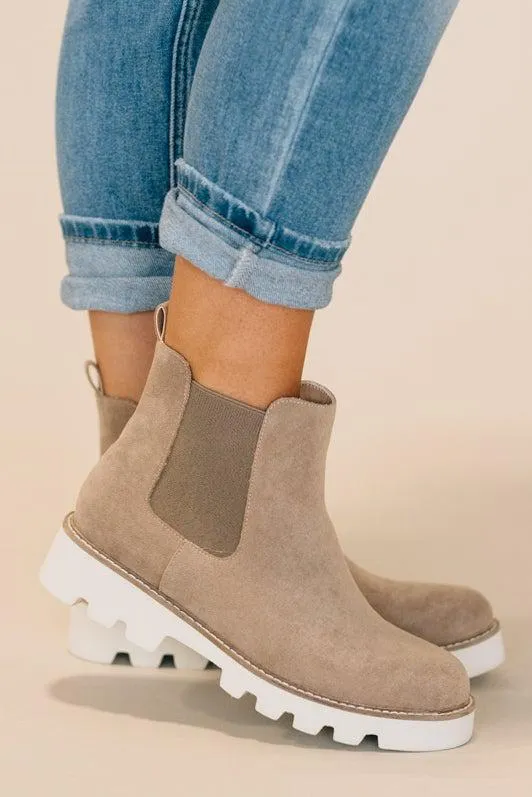 Witnee Pull On Boots