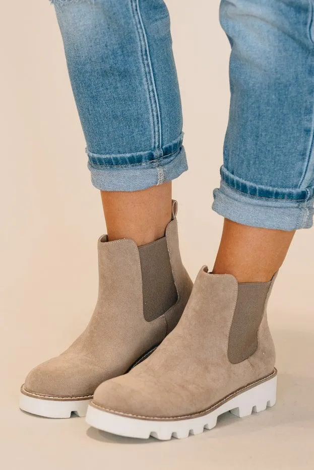 Witnee Pull On Boots