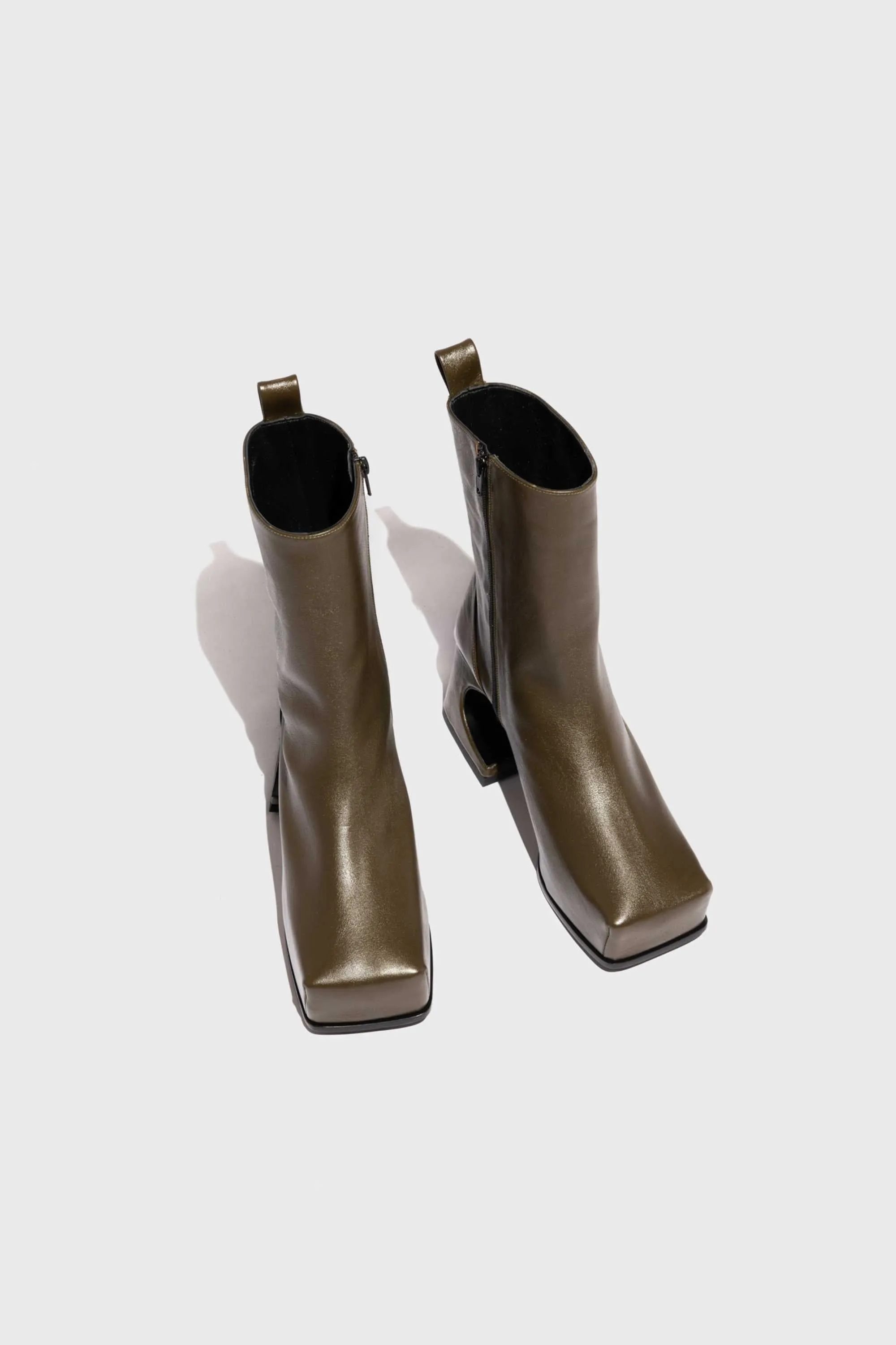 YOUR OLIVE TREE ROXY BOOTS